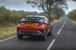 Toyota C-HR Hybrid Orange Edition 2019 года (UK)